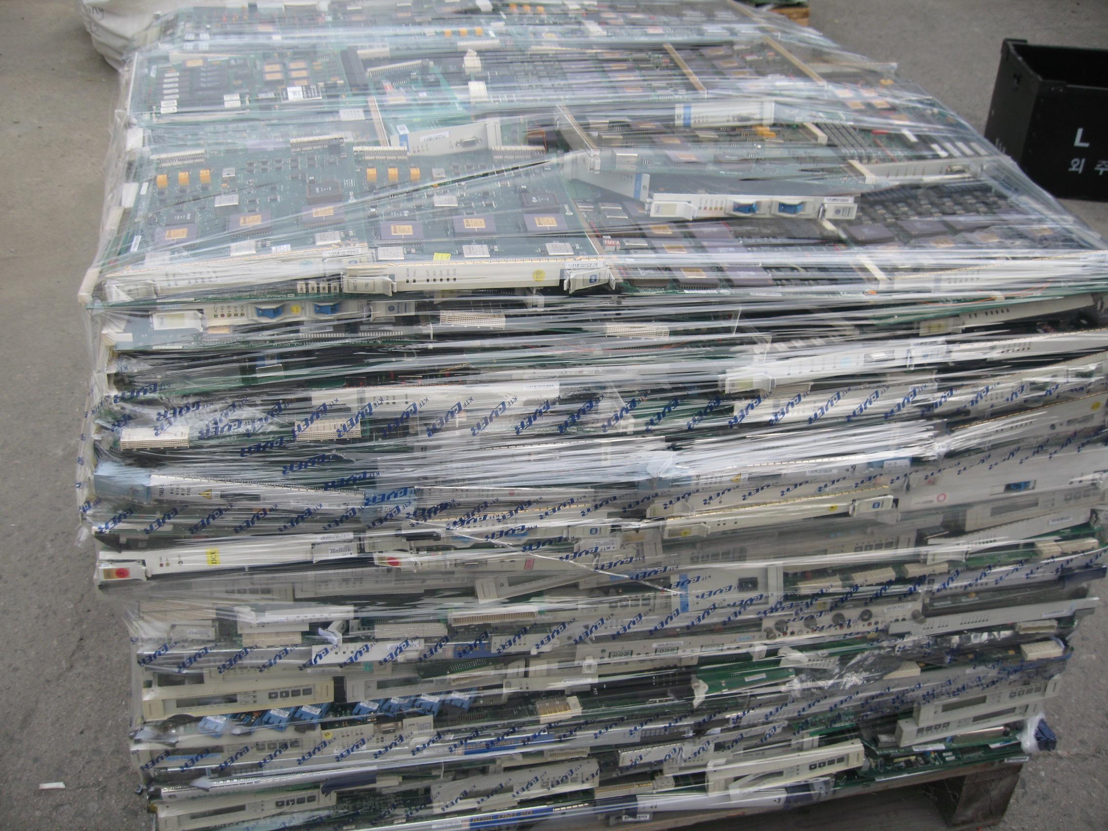 E-Waste 03