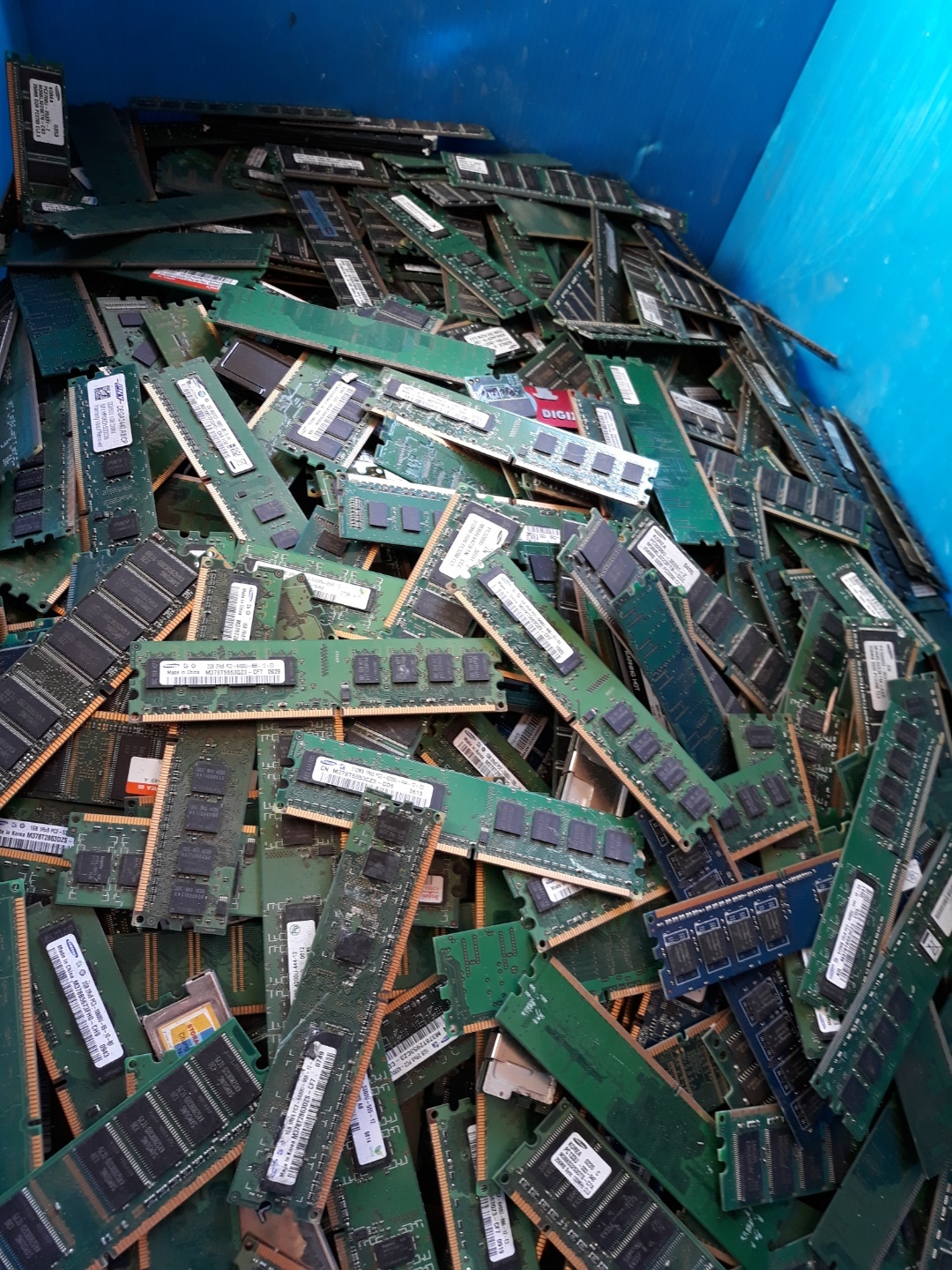 E-Waste 16